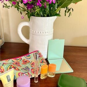 Clinique 9-Piece Bundle 3x Happy Perfume Take the Day Off Mirrors Cosmetic Bags